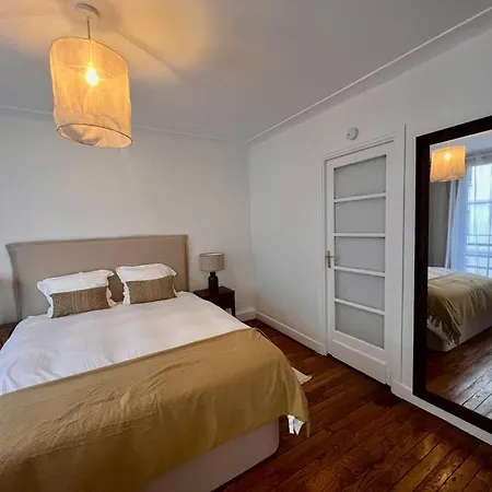 Beau Deux Pieces Quartier Des Ternes Apartment Paris