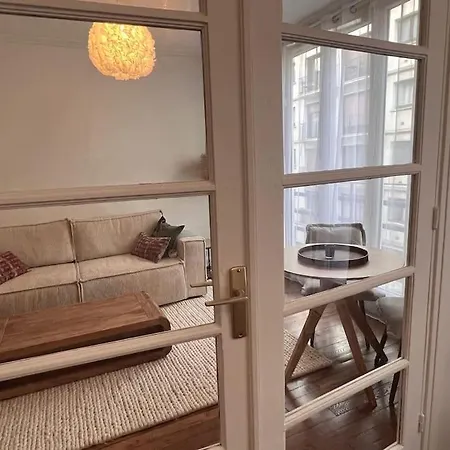 Apartment Beau Deux Pieces Quartier Des Ternes