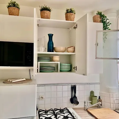Apartment Beau Deux Pieces Quartier Des Ternes *